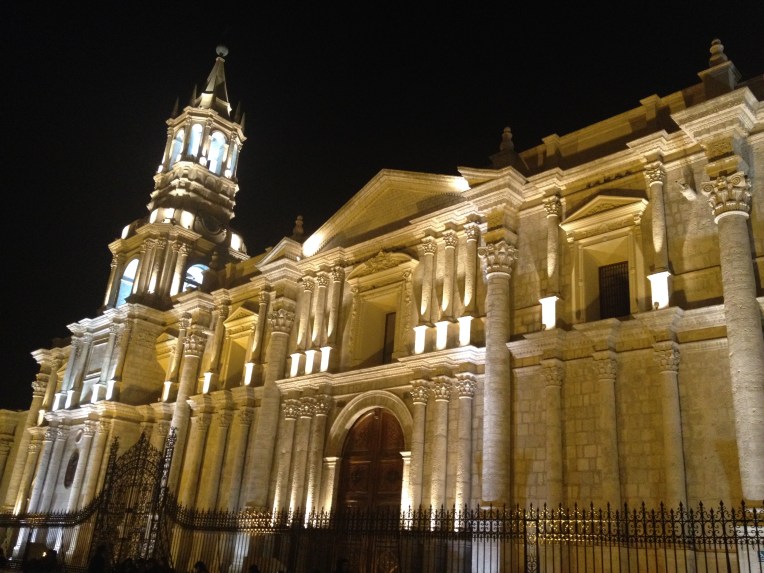 Basílica Catedral de Arequipa // A Slice of Peru