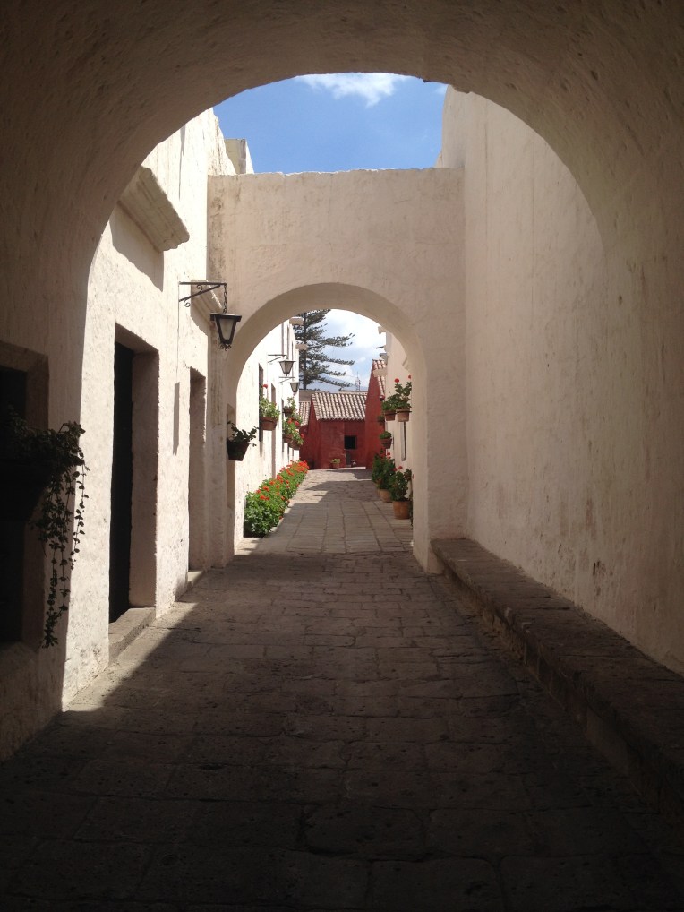 white walls, Santa Catalina Monastery, Arequipa // A Slice of Peru
